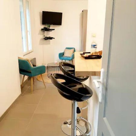 Le Petit Charmeur, Parking, Wifi, Gare Lejlighed Flers  Eksteriør billede