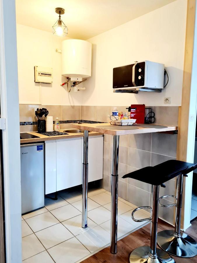 Le Petit Charmeur, Parking, Wifi, Gare Lejlighed Flers  Eksteriør billede