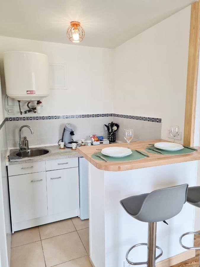 Le Petit Charmeur, Parking, Wifi, Gare Lejlighed Flers  Eksteriør billede